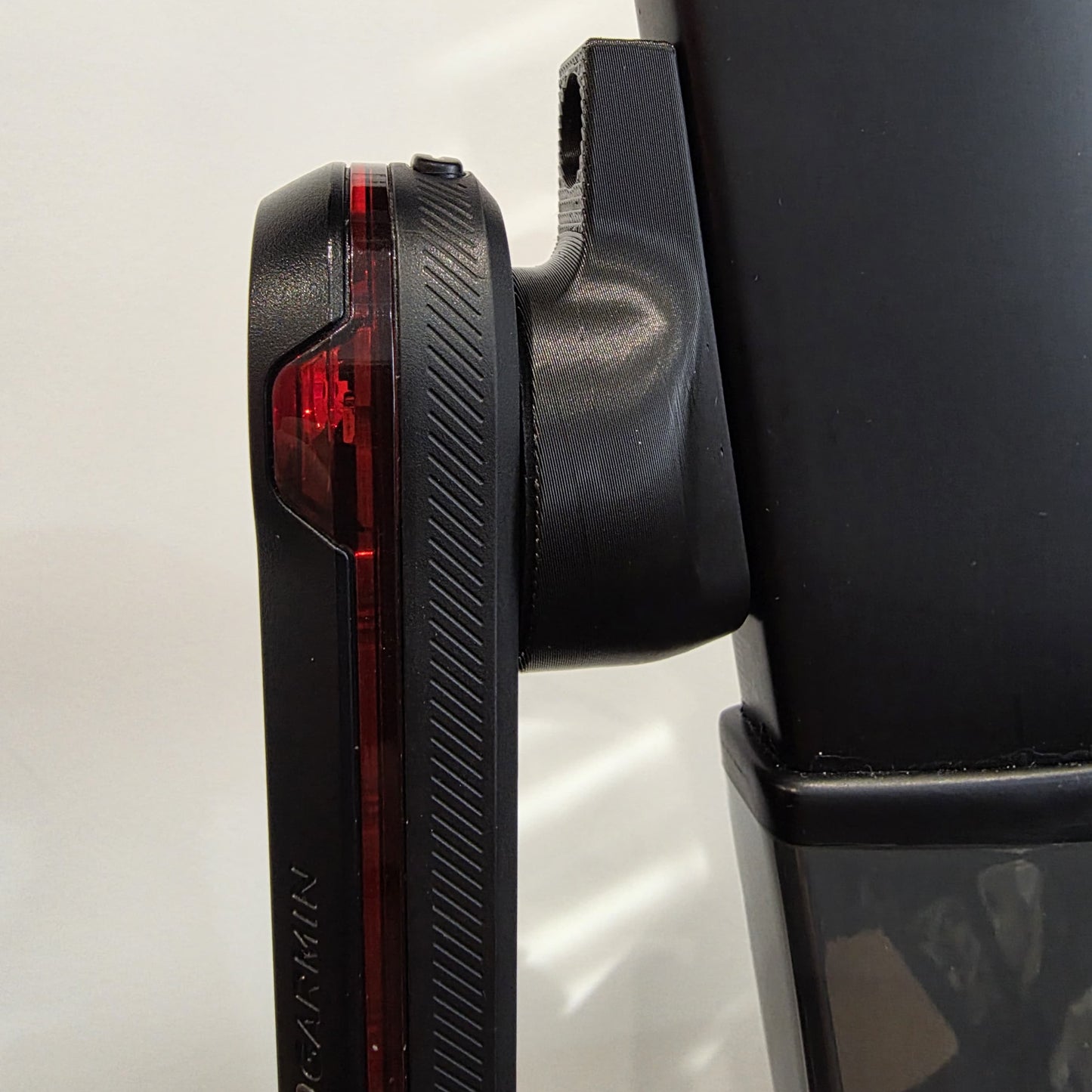 Canyon Speedmax SP0048 Seat Post Mount for Garmin Varia and Wahoo Trackr