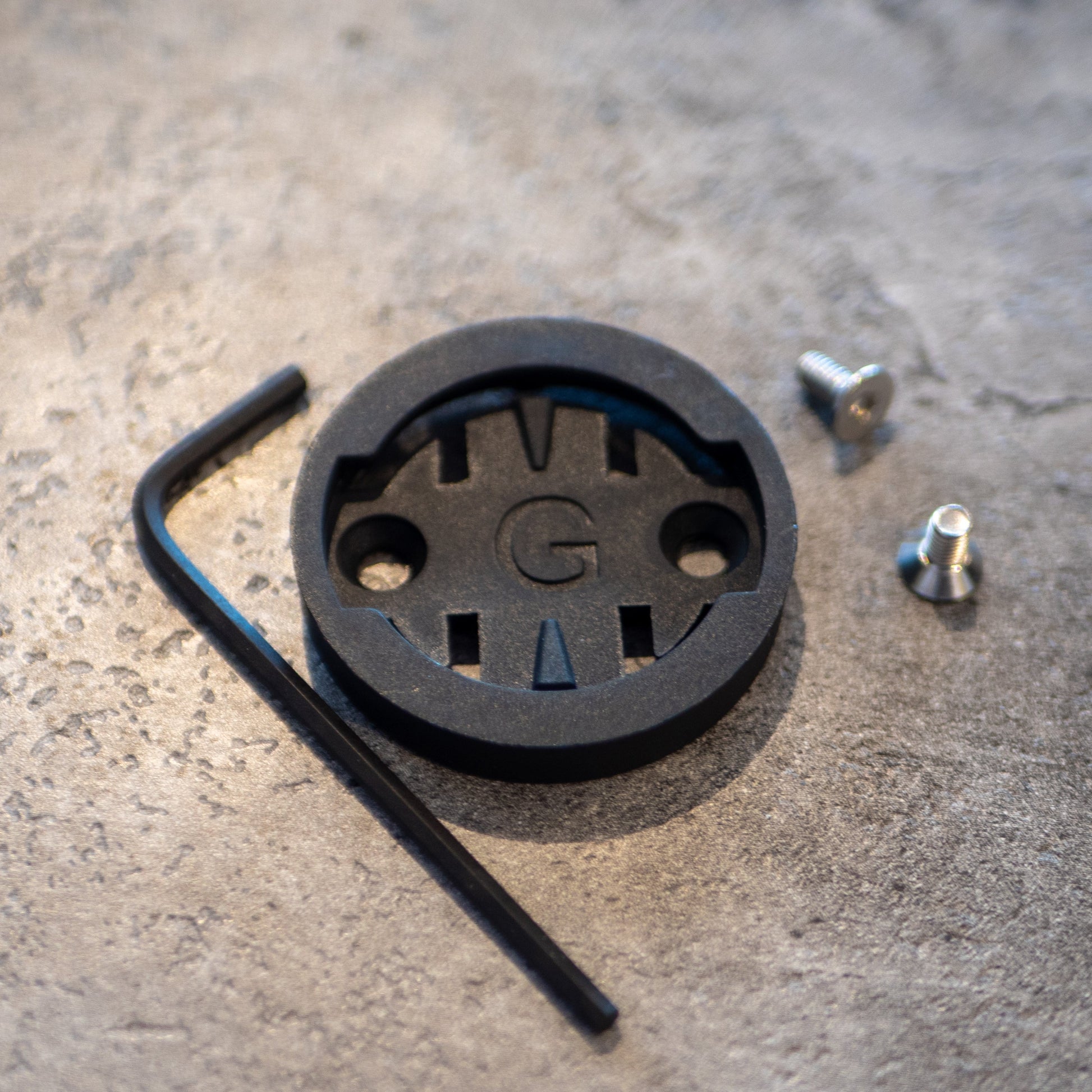 Replacement Garmin Insert including Screws and Allen Key